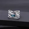 Cluster-Ringe GEM'S BALLETT 0,95 ct natürlicher London Blue Topas Edelstein Ring Schmuck 925 Sterling Silber Criss-Cross Fingerband für FrauenC