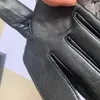 Guantes de cuero de diseñador de marca de alta calidad y pantalla táctil de lana pelo de conejo resistente al frío dedos de piel de oveja cálidos sin caja241i