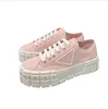 Designers chaussures de sport Plate-forme Double Wheel Nylon Sneakers Femmes pour White Sneaker Trainers Triple fond épais Luxe bas gabardine pour rose