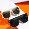 Occhiali da sole Retro Shades Big Square Men Flat Top Black Gradient Luxury T Occhiali da sole Moda maschile Occhiali da guida Oculos De SolOcchiali da sole