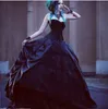 빅토리아 고딕 검은 웨딩 드레스 스트랩리스 펑크 스타일 긴 빈티지 컨트리 신부 가운 맞춤형 계층 플러스 크기 크기의 코르셋 신부 드레스 2022