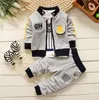 Set di vestiti per bambini Spring Autumn Kids Fashion Cotone Casual Coats+Hoodies+Pants 3pcs for Children Sports Suit 220326