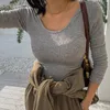 スクリュースレッドTシャツ女性秋の長袖トップベーシックコットンTシャツ韓国スタイルの服スリムTシャツCamiseta Mujer 220408