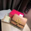 Bolsas femininas podem ser personalizadas e lotes mistos quadrados portáteis multicamadas versáteis venda direta on-line185t