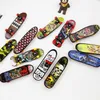 Vingers oefening speelgoed mini bureaublad vingertip skate boarding boarding creatieve graffiti skateboard vinger plastic vaterbord handpols kinderpols kinderen