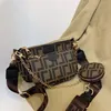 حقائب اليد للسيدات 3pcs أكياس الكتف العلامة التجارية Messenger Bag zipper fashion luxurys مصممين حقائب الجلود محفظة عبر الجسم W240s