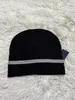 20SSa chaud 2022 Beanie femmes hiver hommes chapeau décontracté casquettes tricotées chapeaux hommes casquette de sport noir gris blanc jaune haute qualité crâne ca