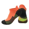 Designer Summer Marathon Socks Men's Medium and Short Tube Thandduk Botten utomhus Rinnande strumpor Svett-absorberande andningsbar bekväm sportstrumpa