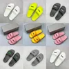 Leder Gummi Meens Pool Slides Sandale Hausschuhe TPU-Material 20 mm Bogen weiches Reinigungstuch 3D-Schnalle Wommen Summber Beach Italien Balenciagas balencaiga