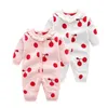 Jumpsuits Spring Autumn Infant Baby Girls Rompers Lång ärm Cherry Printing Born Cute Knit ClothesJumpsuits