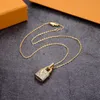 Womens Lock Designer Pendant Diamonds Necklaces Fashion for Women Mens Gold Sier Necklace Unisex Couple Jewelry 2205111D