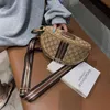 45% korting op 2022 hoogwaardige nieuwe mode trendy tassen borst vrouwen canvas dames buitenlandse stijl taille een schouder kleur riem messenger veelzijdig klein