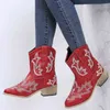 2022 Nowe kobiety buty haftowe kowbojki buty dla kobiet jesienne zima spiczaste palce palec mody krótkie buty damskie buty na obcasie Y220707