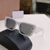 Lunettes de soleil de créateurs Fashion de lunettes élégantes pour l'homme Triangle de haute qualité Polarize Eyewear P Sun Glasses Drive Box 22060905R