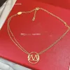 Luxury Designer V Pendant Necklace Letter Necklaces Choker Bracelet Fashion Woman Pearl Bracelets Classic Jewelry Popularity Women3465026