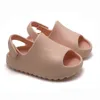 Sommaren 2022 Nya pojkar och flickor Trend Jelly Shoes Children's Sandals Fashion Beach Kids Soft Shoes SO029 G220523