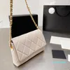 Designer- Summer Women bags Classic Mini Flap Chain Bag Matelasse Quilted Vintage Fashion Crossbody Shoulder Cosmetic Clutch 22CM A66