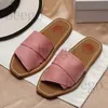 Najnowsze markowe drzewne kapcie Slipper Roman Women Womens for Sandals Sandal para szerokie płaskie płótno ślizgowe płaskie Moles skóra Sole Casual Tabing Lady