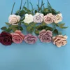 Couronnes De Fleurs Décoratives 10 pcs Simulation Automne Rose Branche Velours Fleur Artificielle Guirlande De Mariage Décoration Home Party Fond Wa