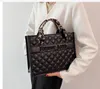 女性のバッグの買い物袋最高品質のショルダートート片面実レザーハンドバッグショッピングG6385