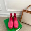 2022 neue Mode PUDDLE Damen Designer Kurze Stiefel leicht wasserdicht Freizeitschuhe Echtgummi Übergroße Sohle Verschiedene Farben Stiefel