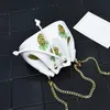 Bolsos de noche 2022 Fashion Crossbody for Women Mini Messenger Bag Cadena Drawstring Hild Patrón de piña PU Sac de bolso de cuero A Main