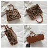 Merk Designer Tassen met tophandvat voor dames Winter Retro Koe Luipaardprint Pluche Tote Handtassen Luxe Design Dames Shopper Schoudertassen Nepbont Nieuw