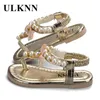 Ulknn flickor sandaler barn sommar söt mild blomma tå mössa täckande skor barn mjuk botten nonslip pärlor barn sandal pu 220621