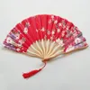 Traditionele Chinese bamboe fan vintage bloemthema vouwen hand vastgehouden fan trouwfeest gunsten