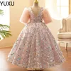 2022 Bling Beaded Crystal Flower Girls Dresses for Wedding Tulle Floor Length Beach Girl Pagant Party Sequined Gowns Tulle Kjol Formella Barnkläder