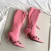 2022 Cagole véritable cuir frangé bottes au-dessus du genou boucle de goujon garniture fermeture éclair latérale bout pointu talons aiguilles talons hauts chaussures pour femmes chaussures d'usine de créateurs