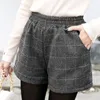 ショーツ女性プラスサイズ4xl弾性ウエスト格子縞のポケット冬のファッションレトロハラジュクエレガントな韓国スタイルルーズシックIns w220326