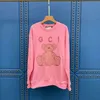 女性のパーカースウェットシャツデザイナー2022高品質の新しい特別オファー秋のピンクベアステッカー刺繍文字首のセーターの女性の老化