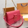 Sagni da donna Designer borse di alta qualità borsette di lusso pura a lettere in pelle di lussuoso Lettera di portafogli a fiore con portata della borsa