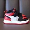 2022 Brand Kids baby Schoenen Babyschoenen Comfortabele Kind Sneakers Designer Katoen Stof Kleine Jongens Meisjes Peuter Rood Wit Grijs Ademende Baby Sneakers 20-30