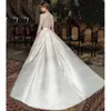 2022 فستان زفاف جديد عميق ضد مزاج طويل الأكمام