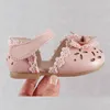 Terbaru Musim Panas Anak Sepatu Fashion Kulit Manis Sandal untuk Perempuan Balita Bayi Bernapas Hoolow Keluar Busur 220611