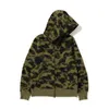 Casual 2021 Sweats à capuche pour hommes Sweats à capuche de mode européenne et américaine Impression camouflage Zipper Outfit classique automne hiver mince hommes avec hip hop