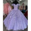 Vestidos de XV Años Emerald Green Quinceanera الفساتين مع عباءة Lilac Lavender الديكور