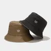 Berets Fashion Crown Embroidery Fisherman Hat Washed Denim Bucket Hats Unisex Bob Caps Hip Hop Gorros Men Women Panama CapBerets