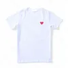 Play hommes t-shirts européens américains populaires petit coeur rouge impression t-shirts hommes femmes couples t-shirt m9
