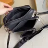 Mannen en vrouwen Mode Casual schoudertassen TRIO 3-delige sets Zakjes Lange portefeuilles Kleine portemonnee Crossbody-tassen Make-uptas Aktetas