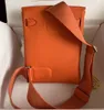 Projektanci torebka luksusowa torebka 21 cm man plecak w pełni ręcznie robiony jakość pomarańczowego czarnego koloru togo skóra szybka cena hurtowa