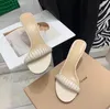 Gianvito Rossi Rhinestone Kvinnor tofflor Skjut läder Sandaler Skor Slipper S Designers Dress Shoe Ladies Heeled Factory Top Quality Women Shoes Heels Sandaler