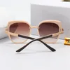 Lunettes de soleil Designer Sun Grasses Femme Designers de marque Summer Luxury Dames For Feminino Female Cadre