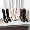Martin Boots Leather Womane Women الخريف والشتاء نسخة كورية جديدة مدببة إصبع القدم الكعب الكثيف متوسط ​​الأكمام الغربية رعاة البقر فارس 220725