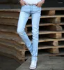 Grossist- 2022 Ljusblå jeans för män Raka jeans Långbyxor Mode Män Märkesdesign Skinny 27-38 Lager Stl Z926