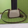 Высококачественная дизайнерская сумка 2022 Новая круглая блокировка кожаная мини -сумочка белая дизайнерская сумка сумочка кошелек женщина