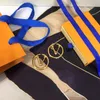 Mode Hoepel Oorbel Ontwerpers Voor Vrouwen Grote Cirkel 4cm Hoops Gouden Oorknopjes Letter V Studs Luxe Designer Sieraden Oorbel DOOS Goed