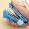 Professionella handverktyg sätter Pocket Handheld Sewing Machine Mini Handy Portable Cordless Quick Reparation Lämplig för nybörjare klädprofes